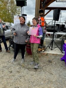 Deborah Haynes, Response Program Director, and Madeleine Bedard-Ryan, Race Director, during the award ceremony.